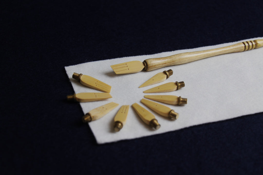 Handle - bamboo nibs set for Arabic calligraphy - 1 handles and 10 screw on nibs (1 - 10 mm)