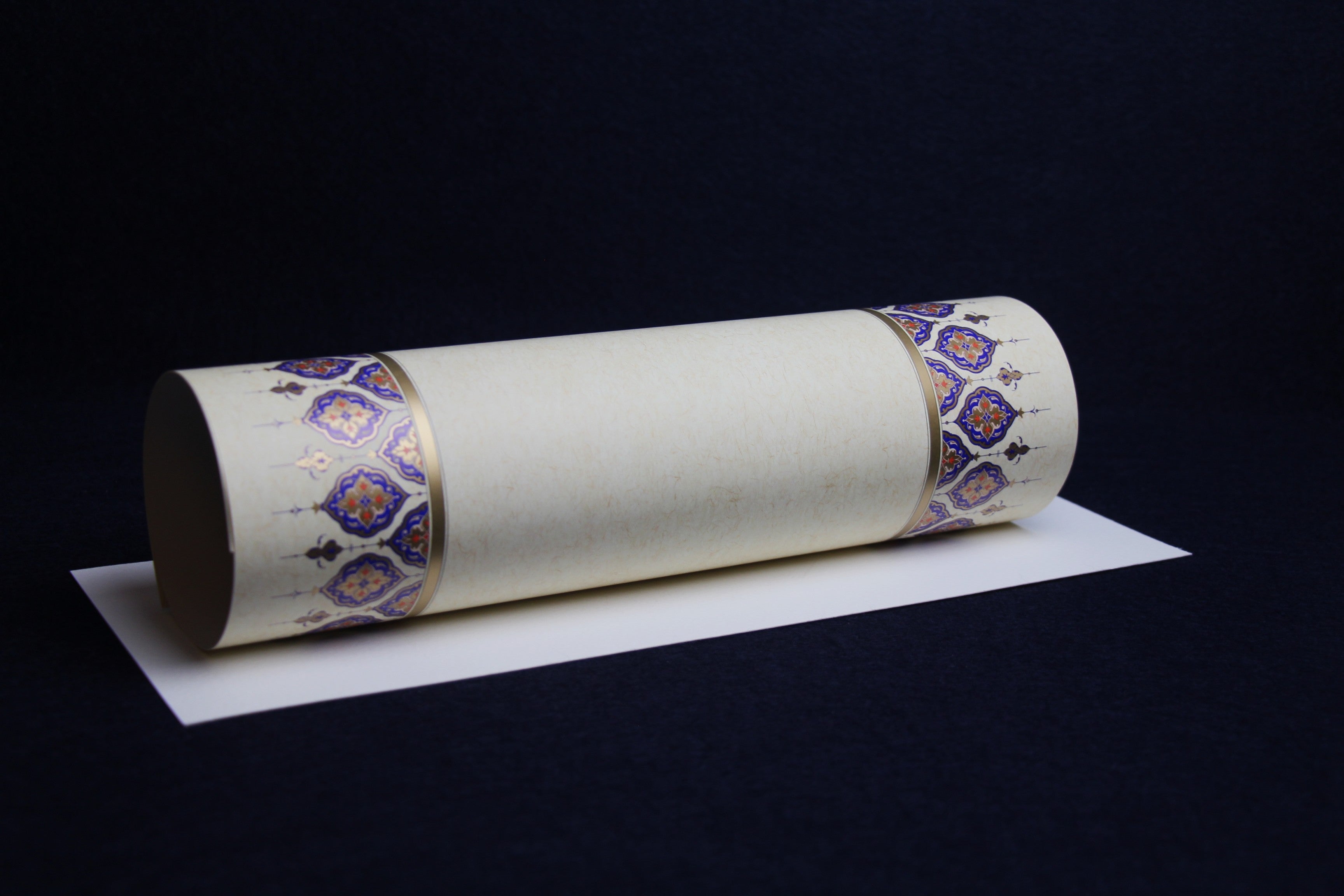 Loose sheets of paper for Arabic calligraphy with illuminated borders - pattern 6