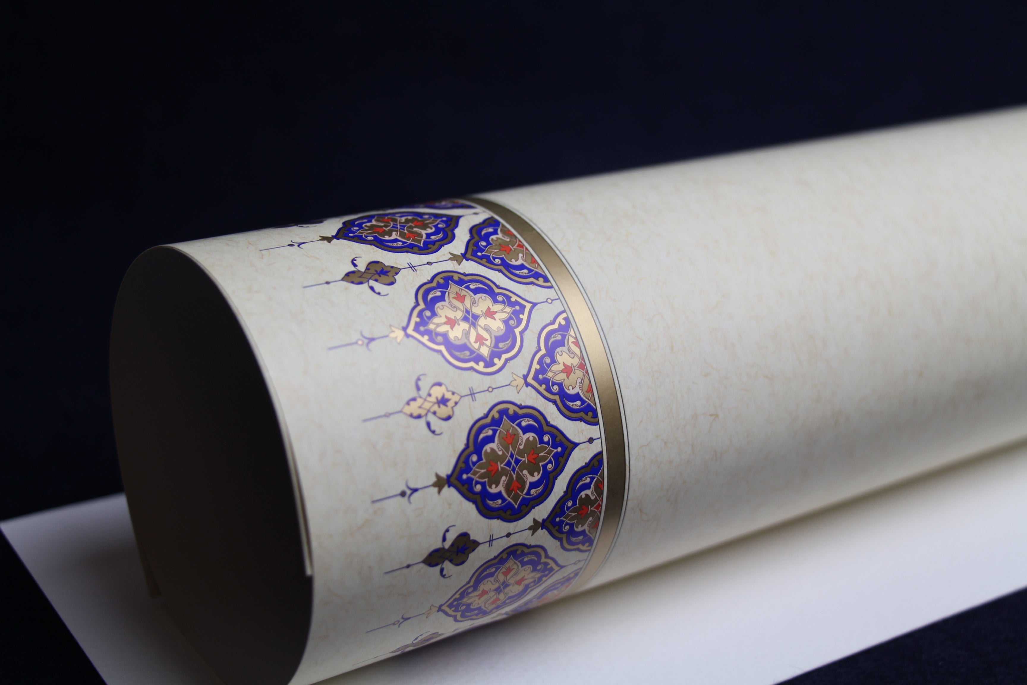 Loose sheets of paper for Arabic calligraphy with illuminated borders - pattern 6