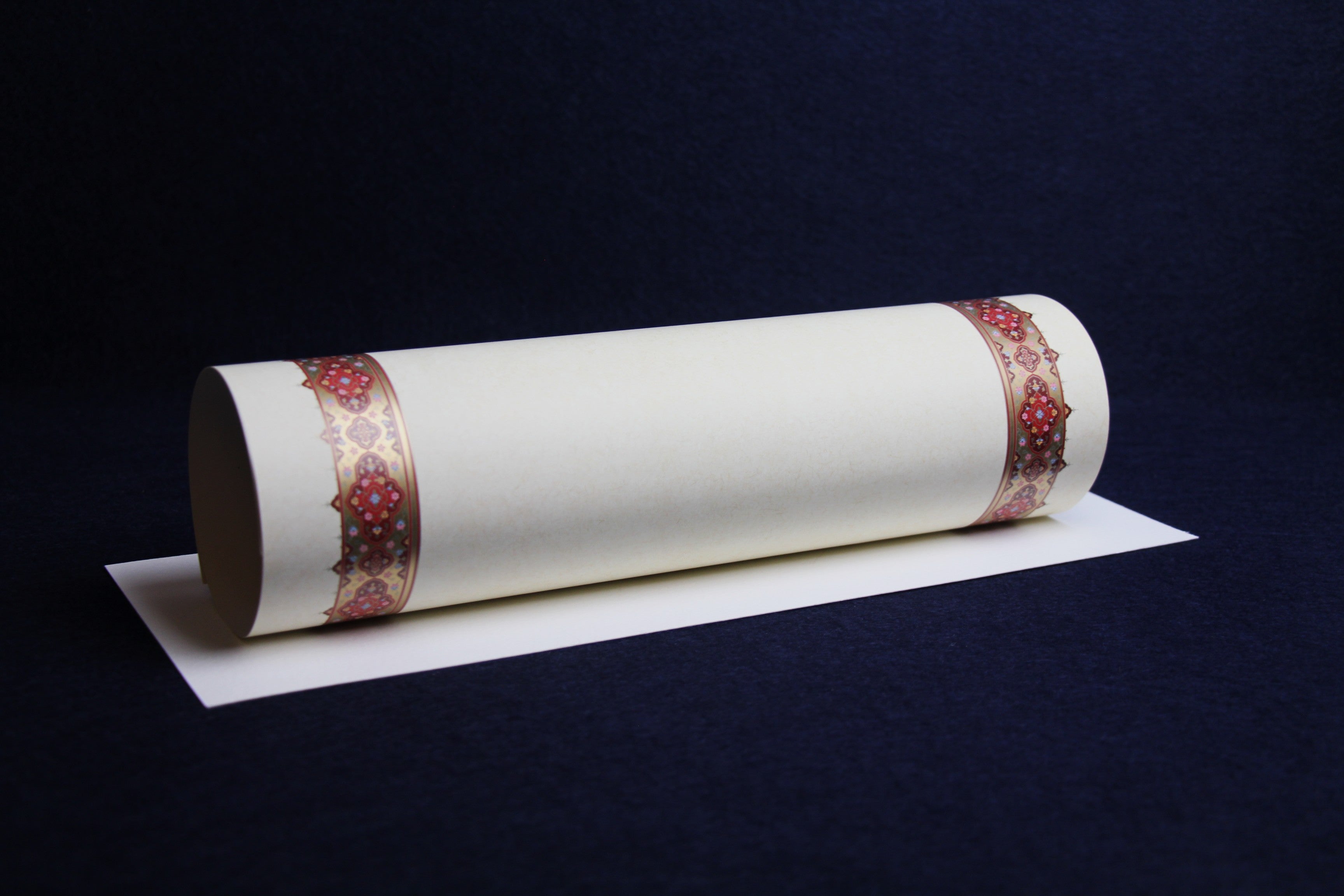 Loose sheets of paper with illuminated borders - pattern no. 11 for Arabic calligraphy