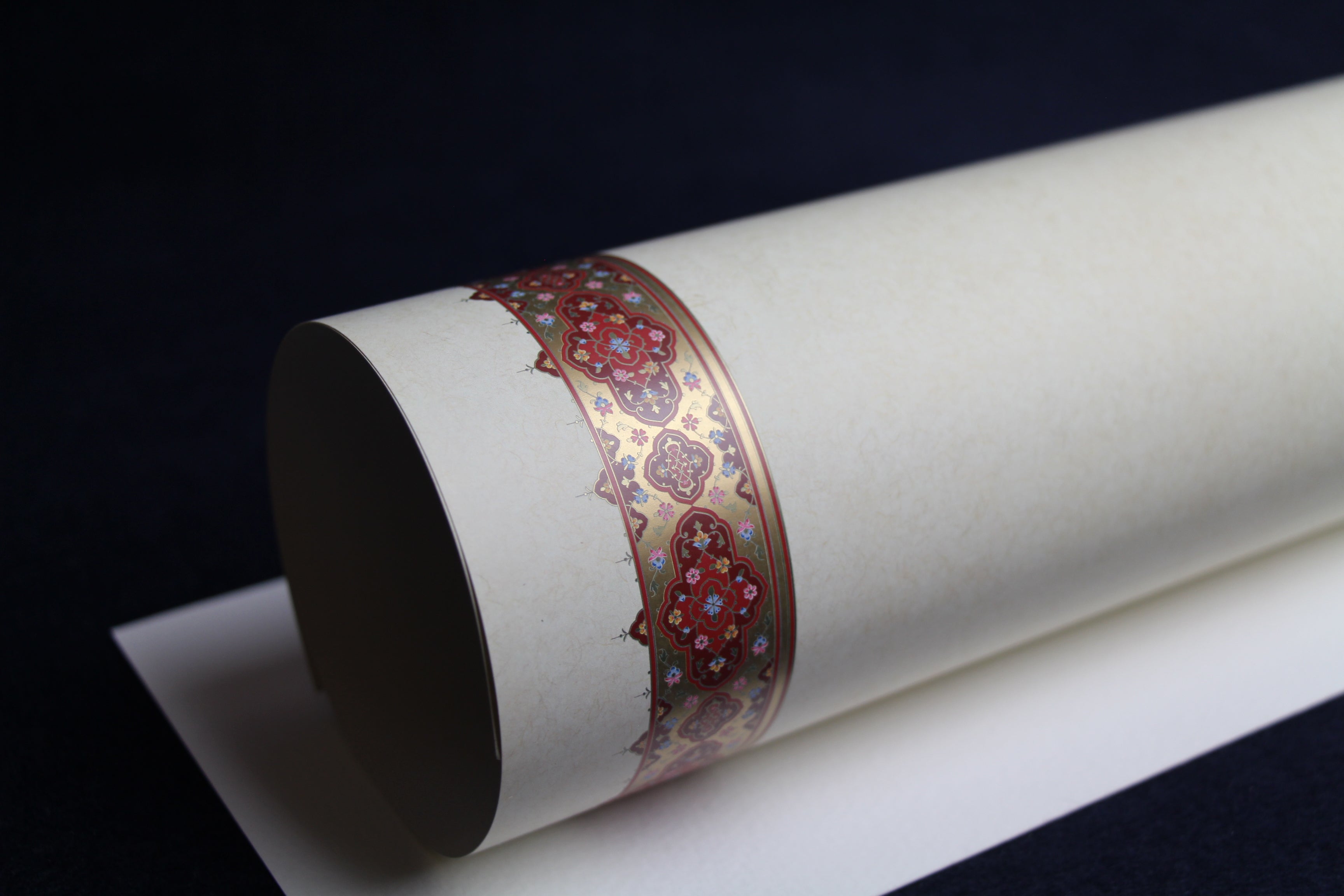 Loose sheets of paper with illuminated borders - pattern no. 11 for Arabic calligraphy