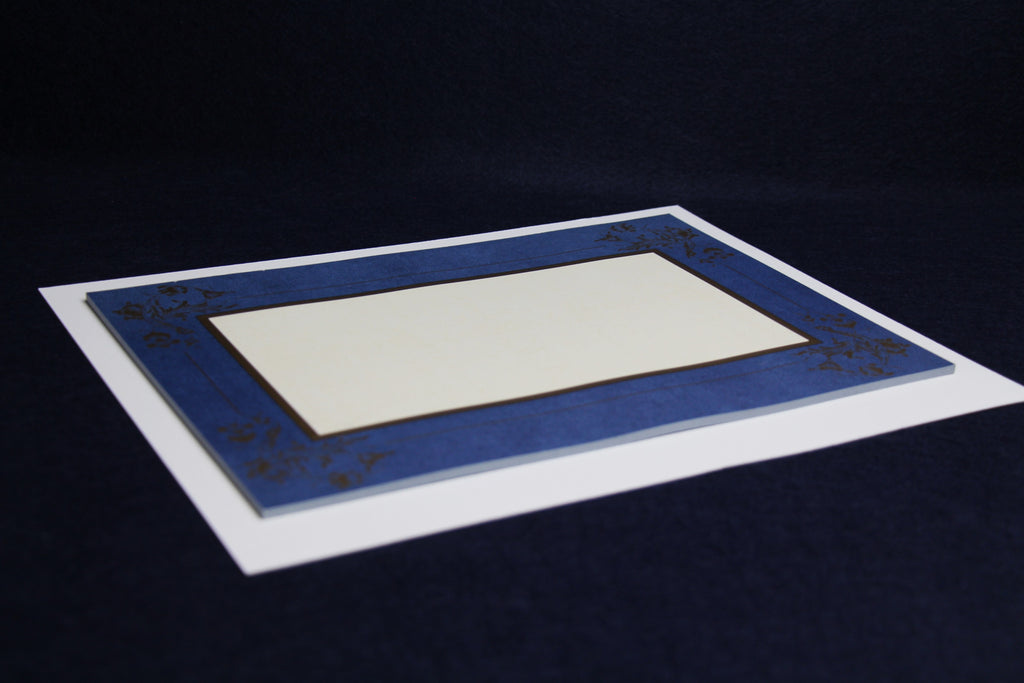 Book of 25 semi-gloss papers with decorated border (e)