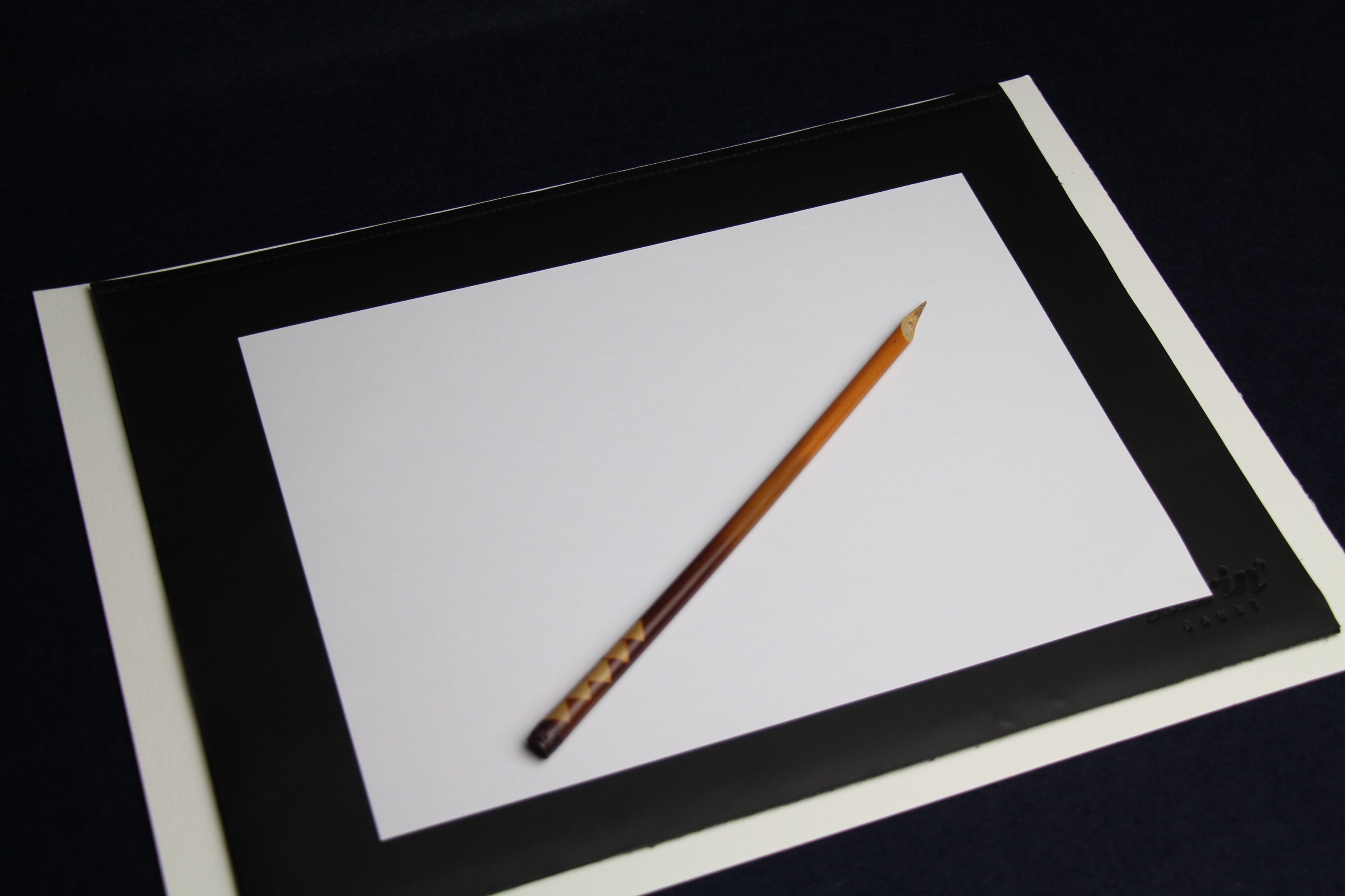 Leather writing mat with backing: 40 x 30 cm - black