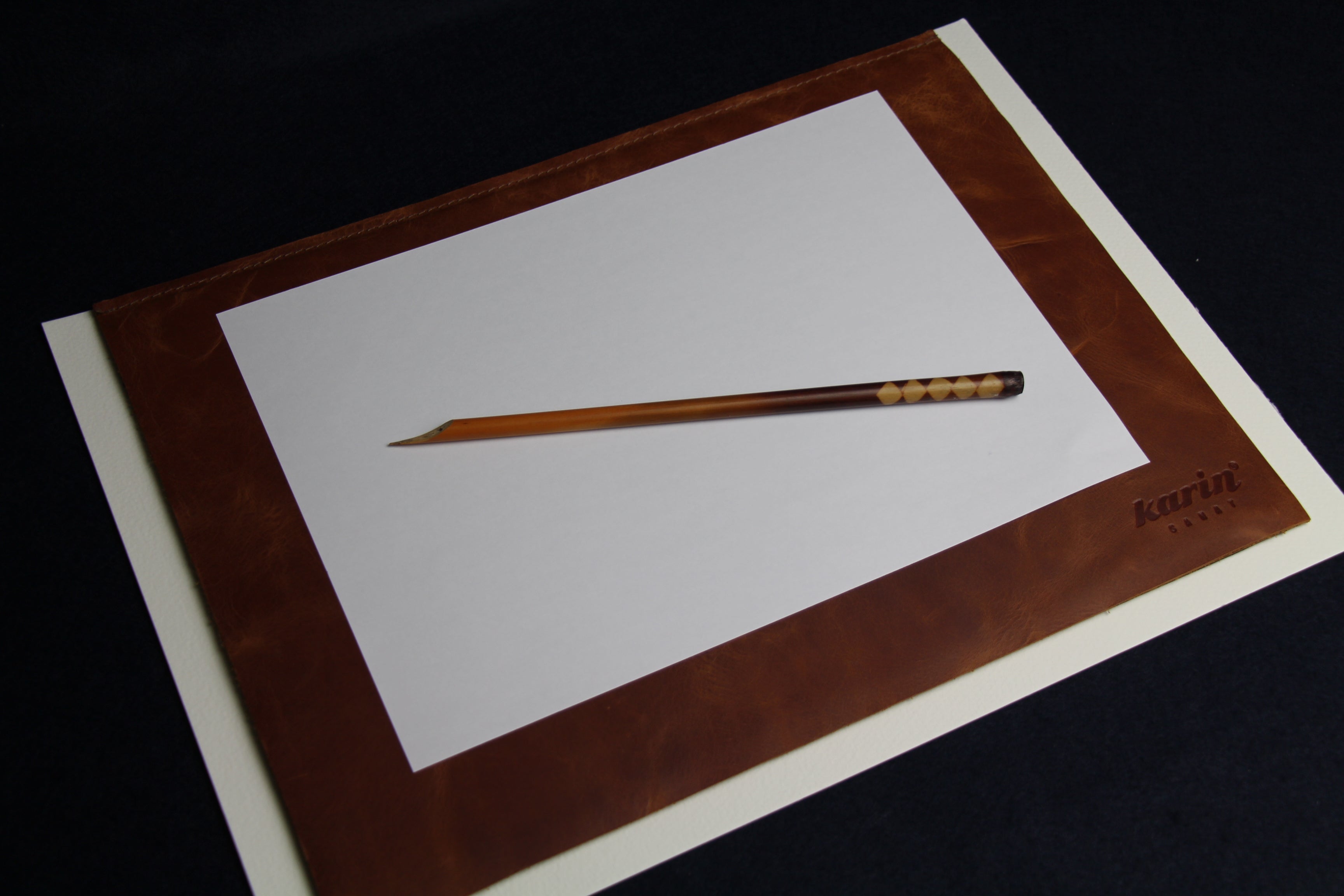 Leather writing mat with backing: 40 x 30 cm - tan