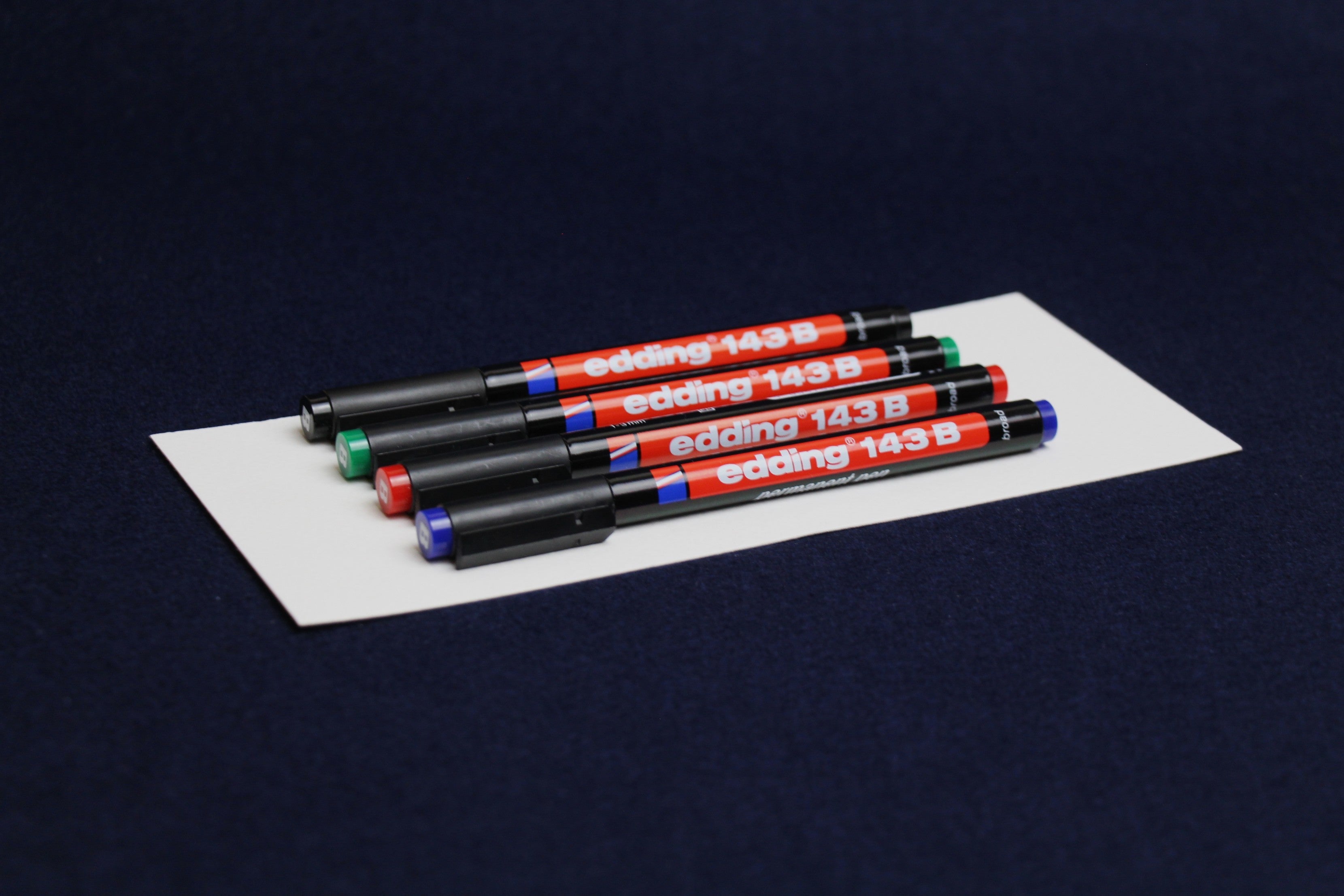 Edding Permanent Marker with chisel nib: 3 mm, for Arabic calligraphy, ambidextrous felt tip nib