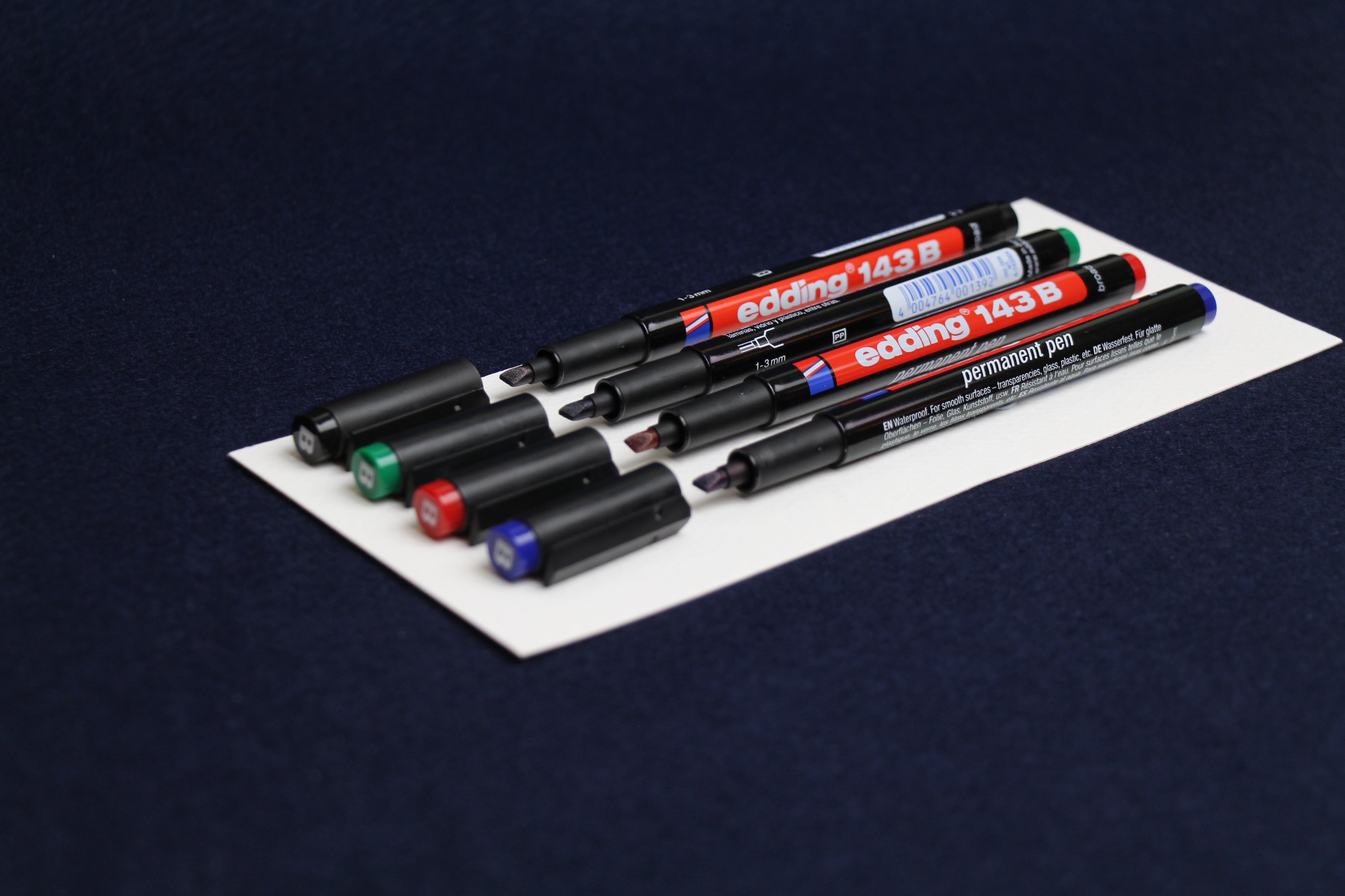 Edding Permanent Marker with chisel nib: 3 mm, for Arabic calligraphy, ambidextrous felt tip nib