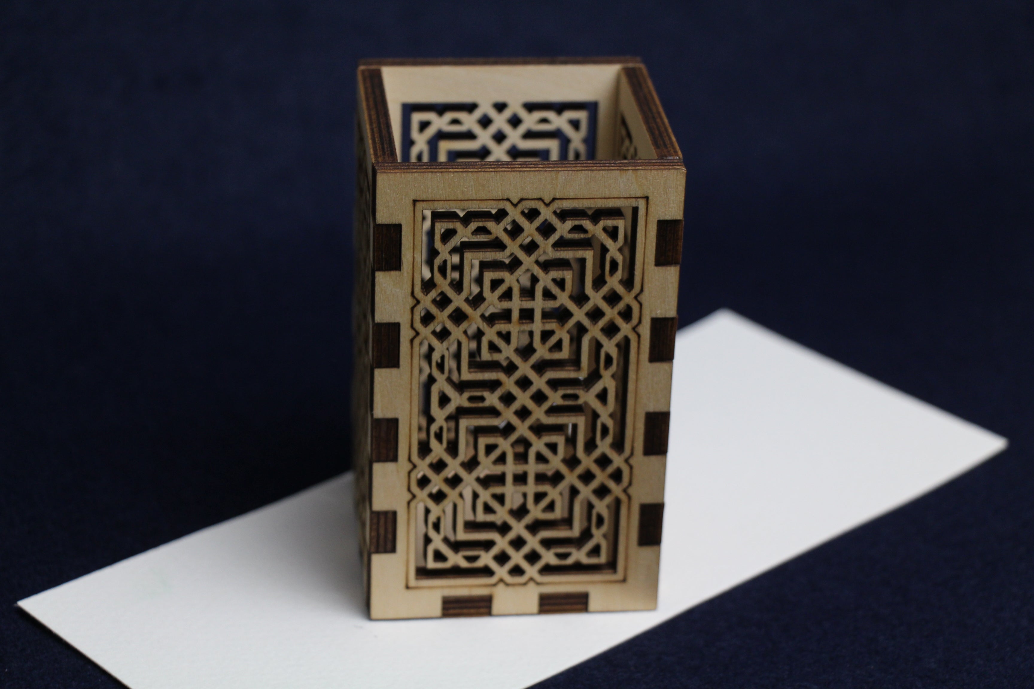 Light weight, laser cut wooden pen stand