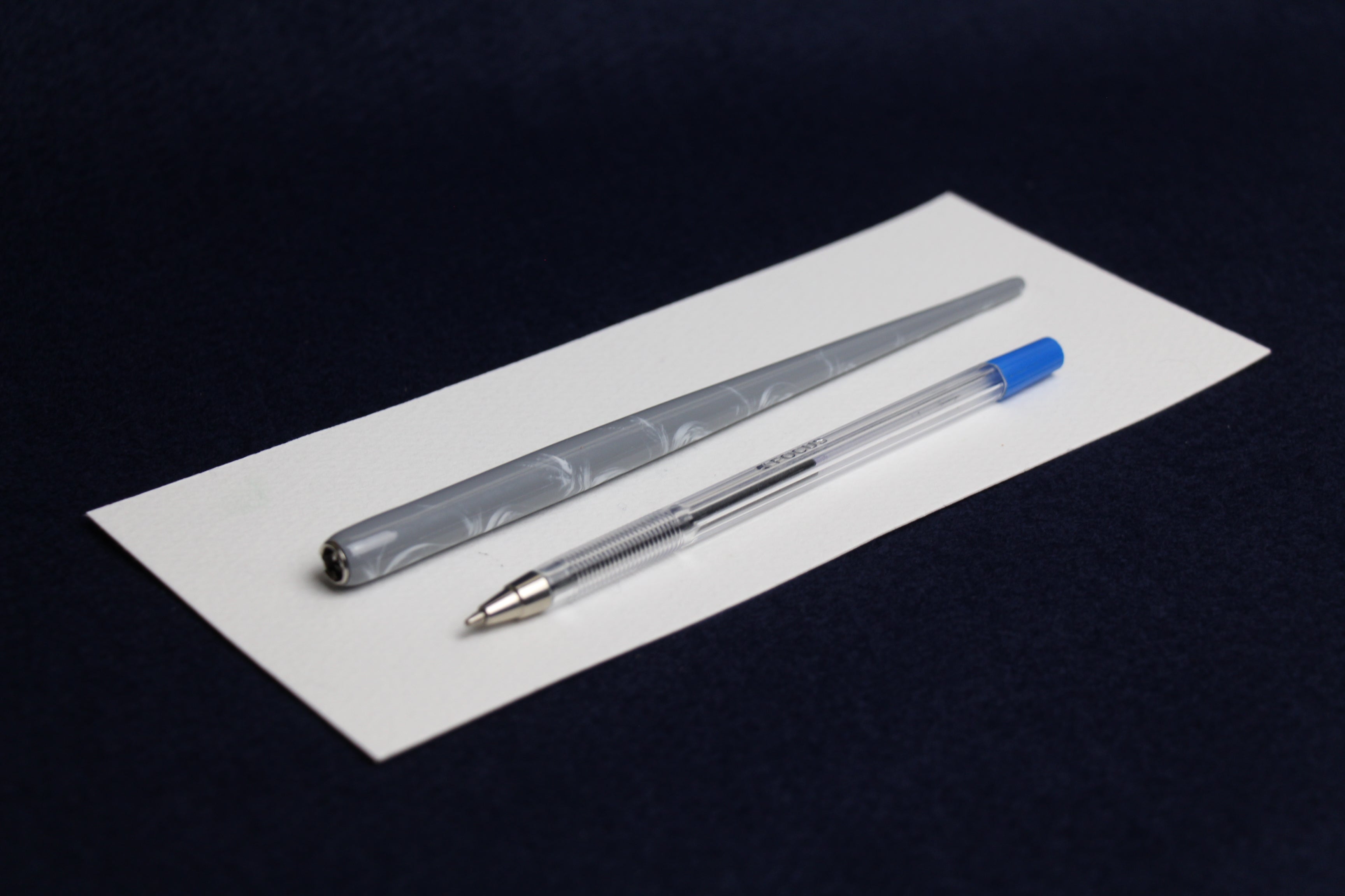 Standard nib holder - grey on grey marble