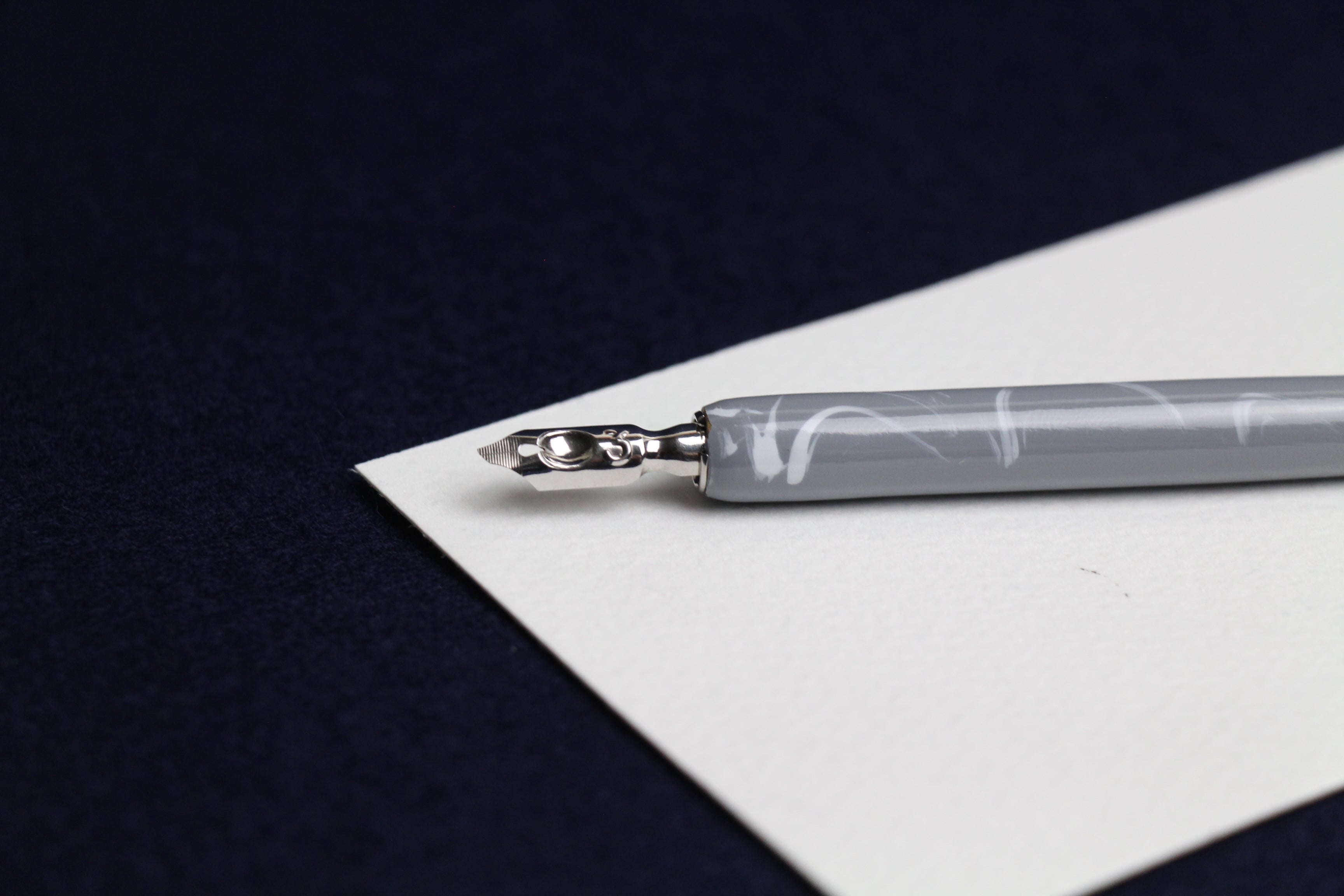 Standard nib holder - grey on grey marble