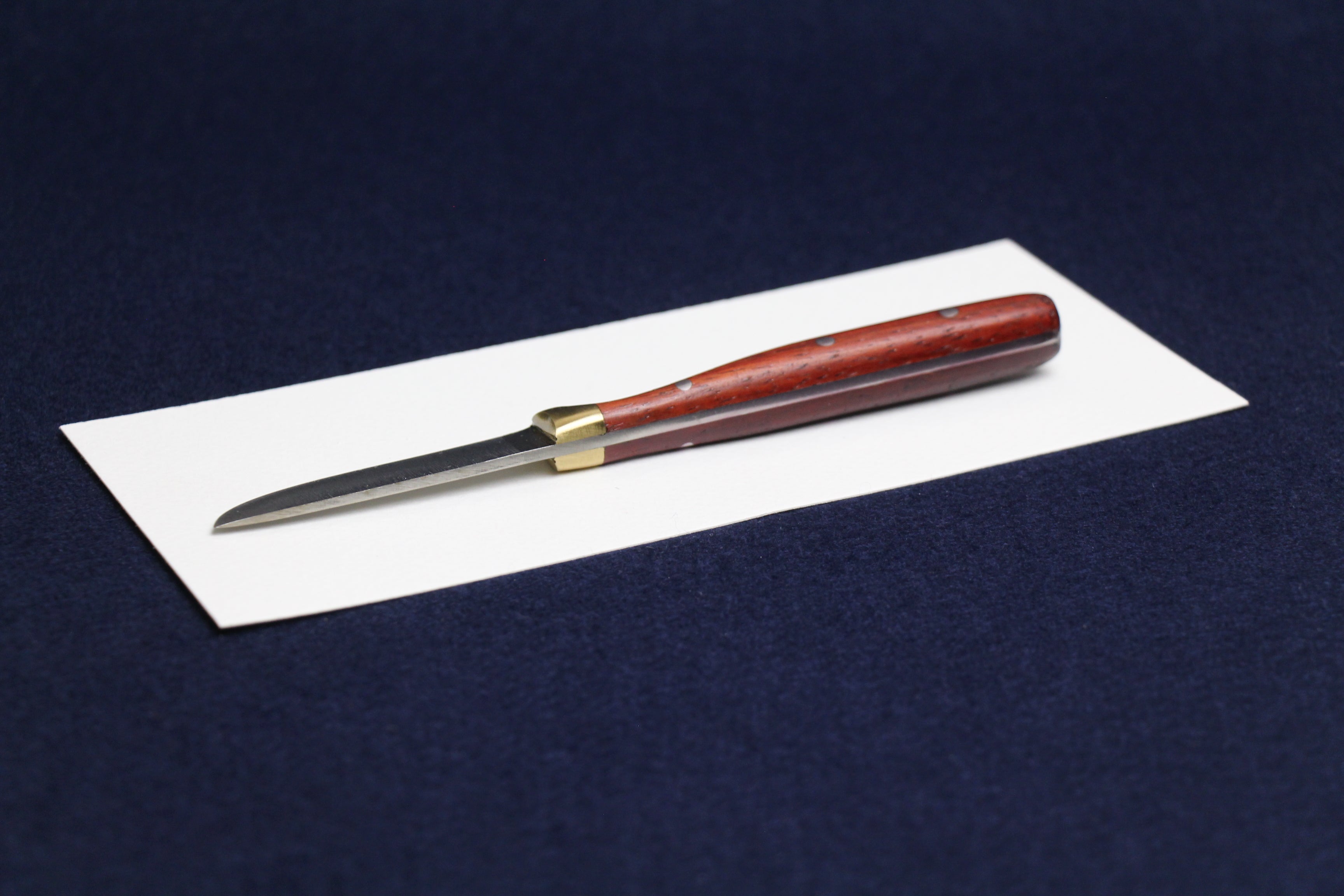 Knife for Arabic calligraphy qalam pens with dark red handle
