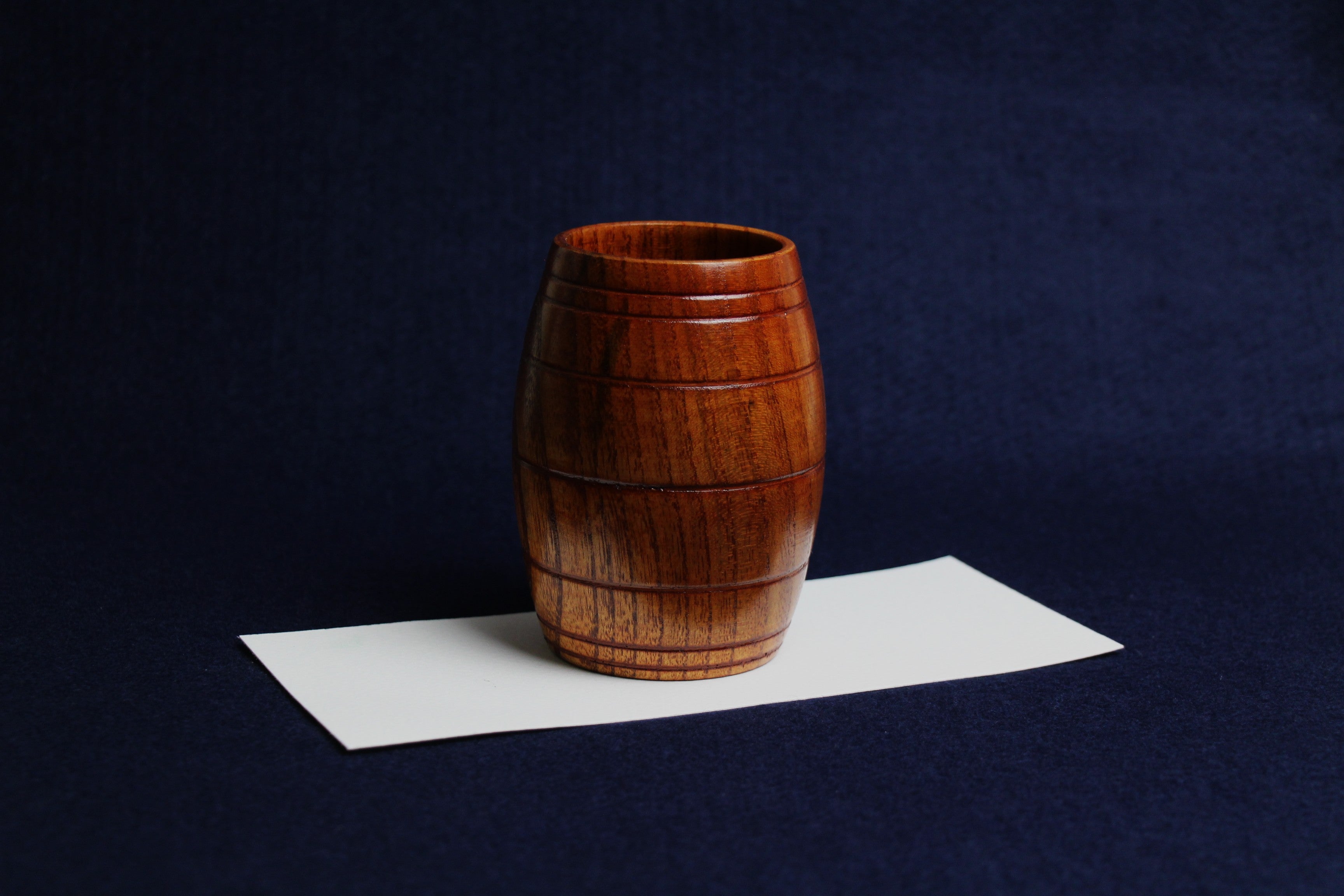 Wooden barrel pen stand for Arabic calligraphy qalam