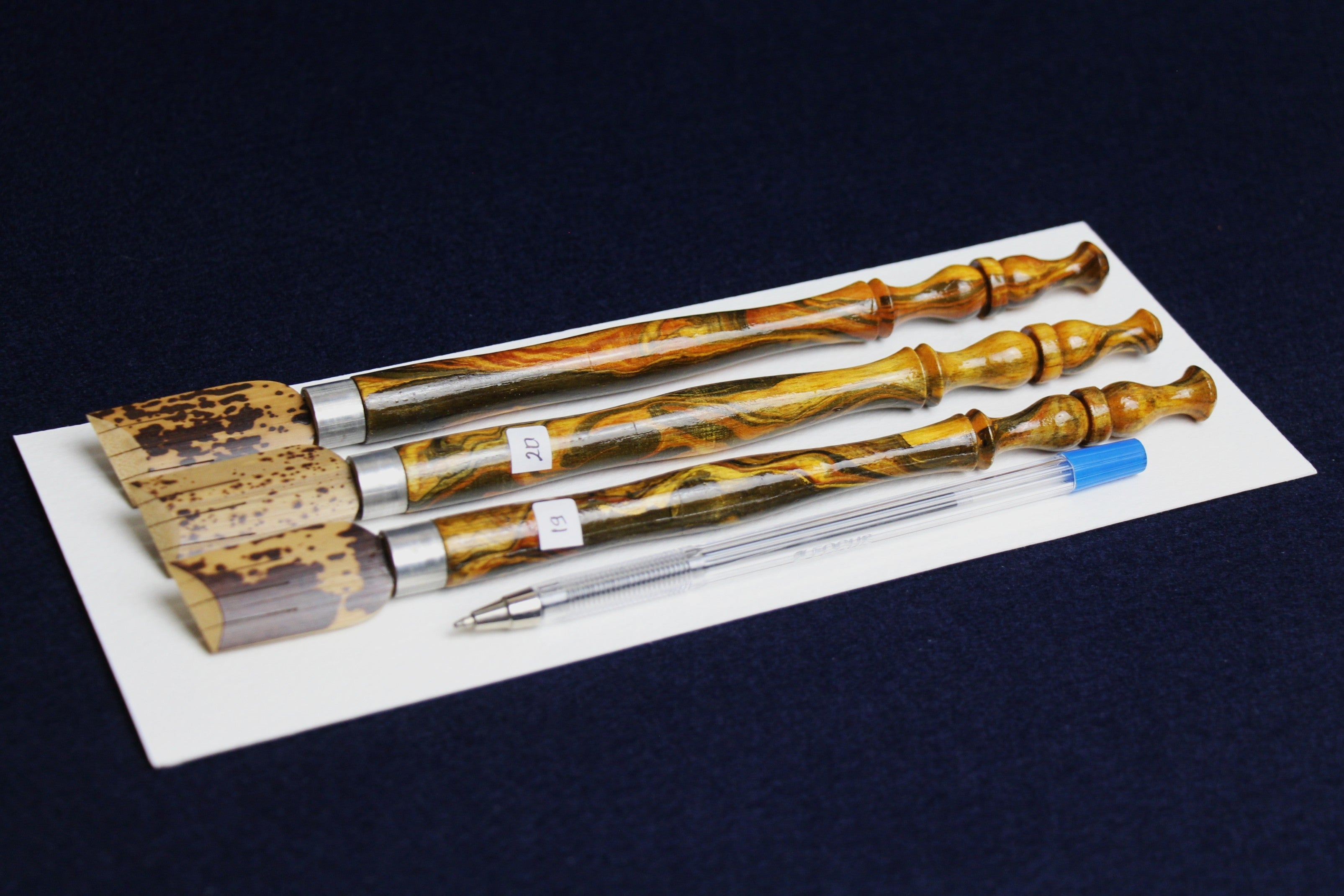 Set of 3 bamboo qalams for Arabic calligraphy: 19 - 21 mm, dip pen with left oblique nib