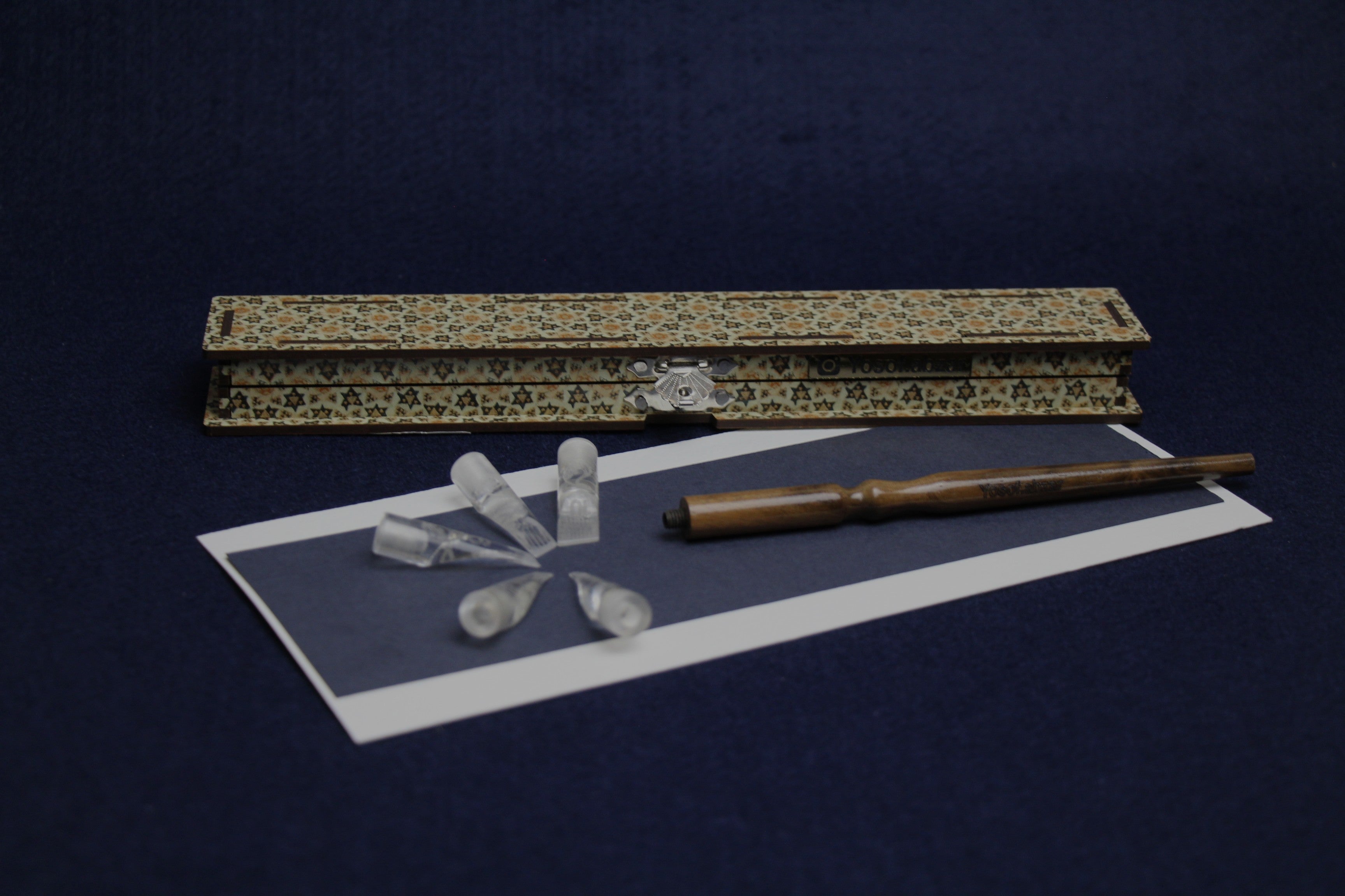 Set of 5 screw-on clear, acrylic left oblique nibs and one wooden handle for Arabic calligraphy