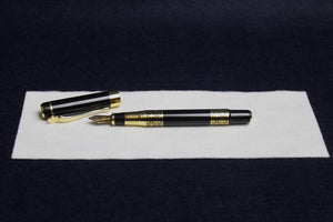 Fountain pen with left oblique nib for Arabic calligraphy - unbranded