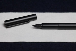 Black Jinhao 35 fountain pen with left oblique nib for Arabic calligraphy