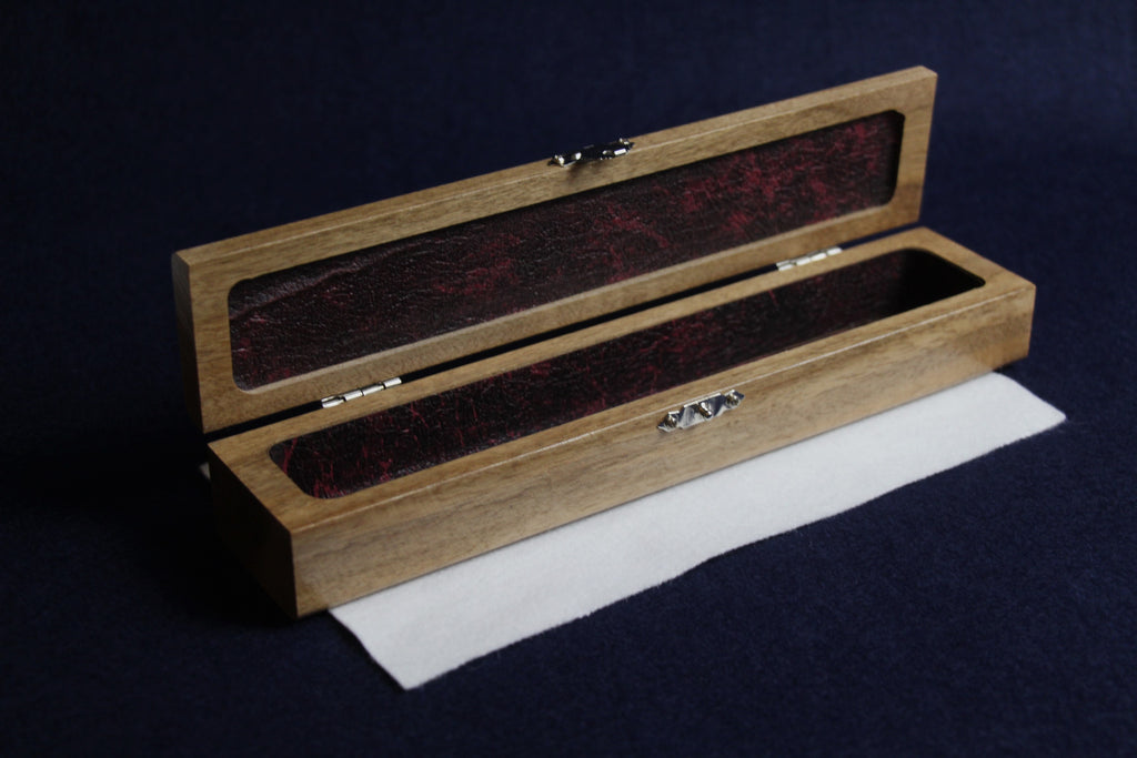 Wooden case for calligraphy knives or qalam pens