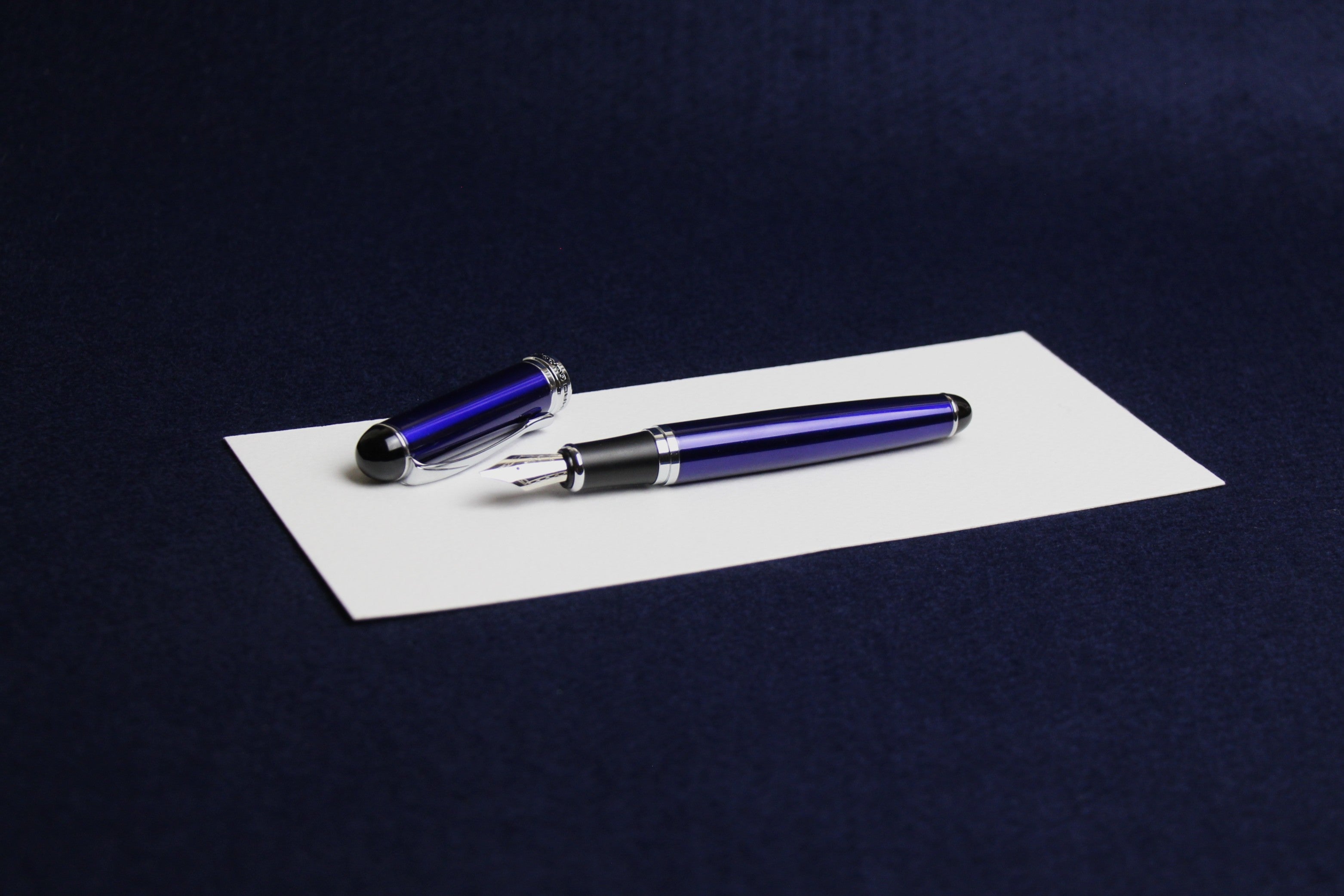 Jinhao X750 fountain pen with left oblique nib - blue, Arabic calligraphy
