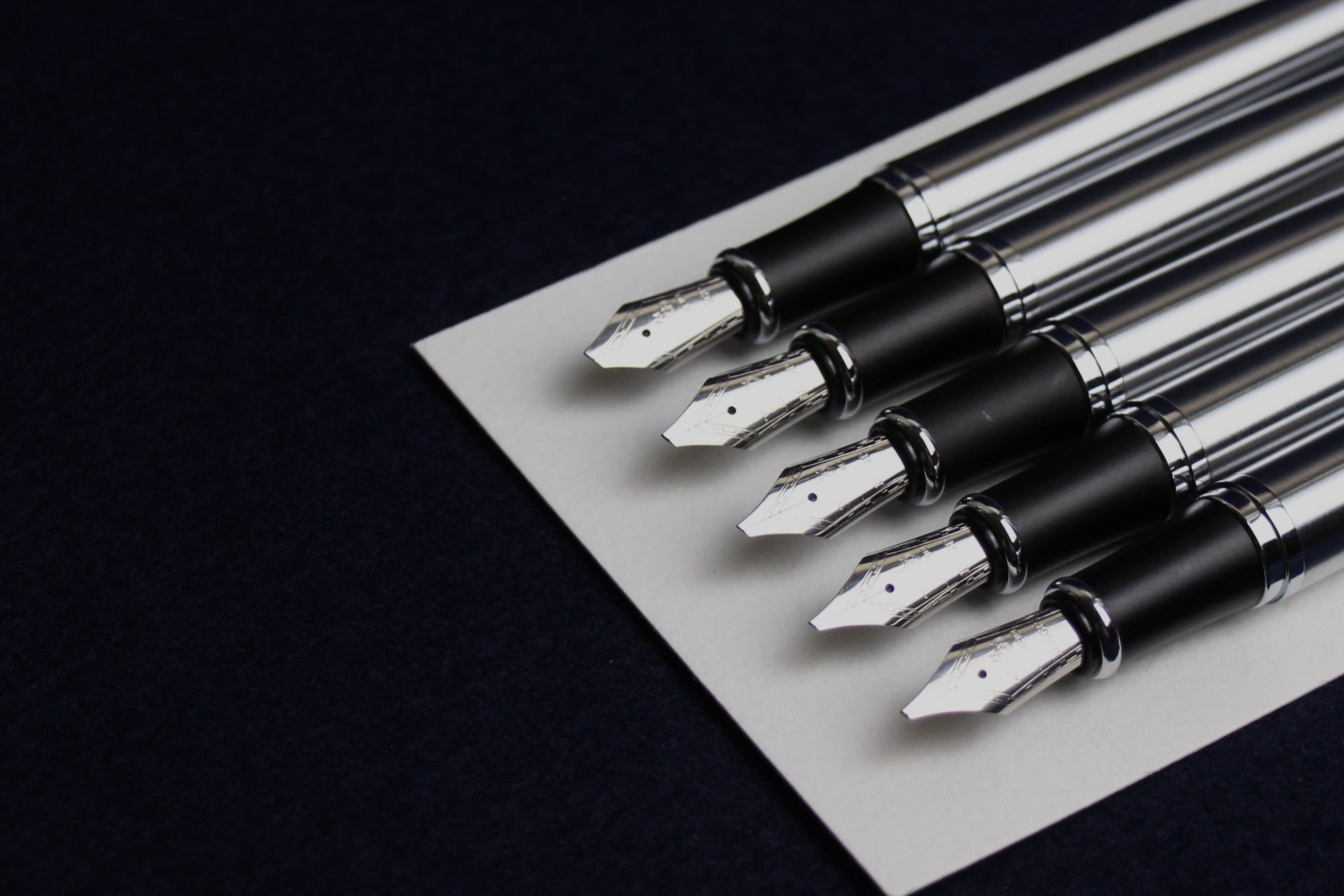 Jinhao X750 fountain pen with left oblique nib - silver; Arabic calligraphy