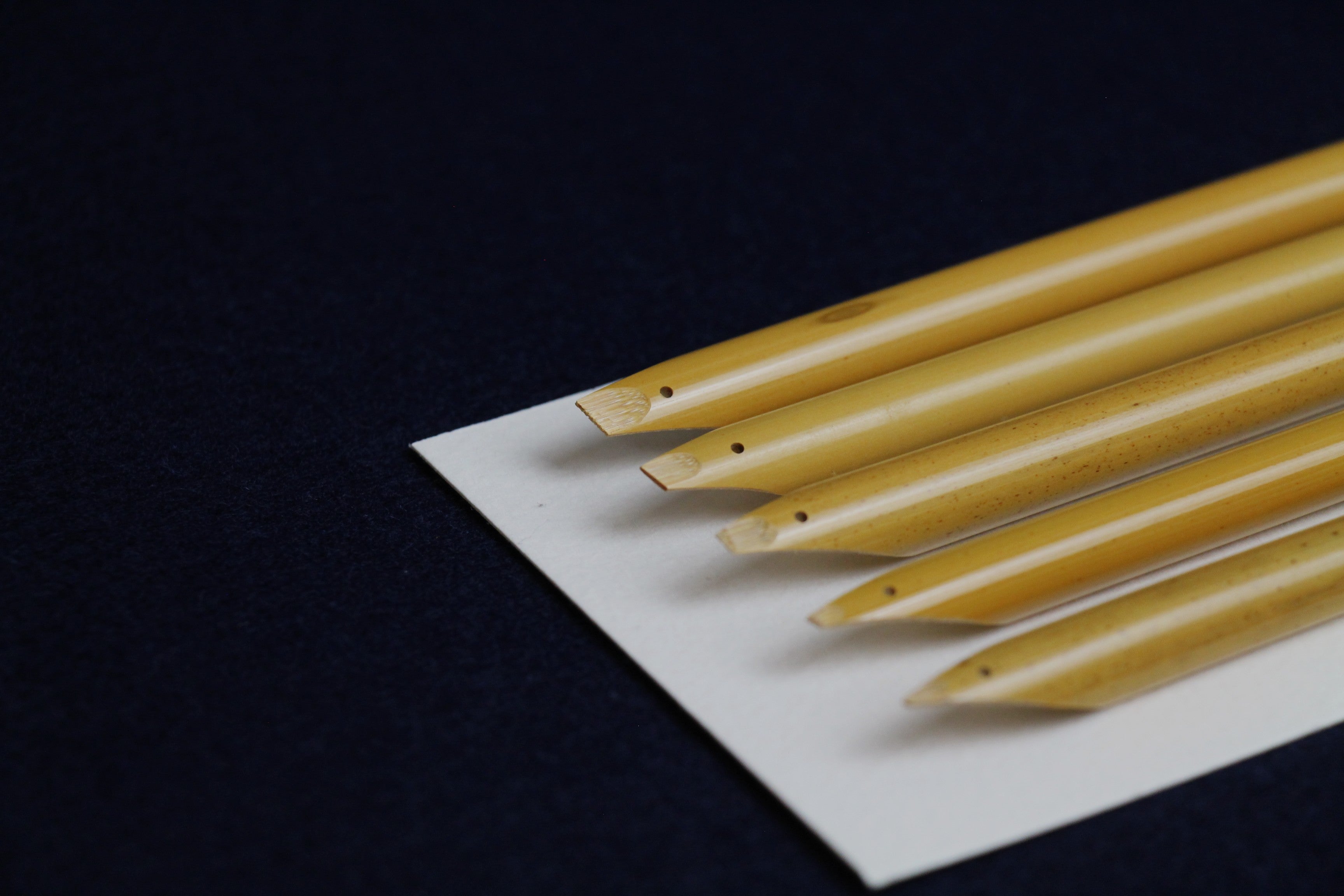 Basic bamboo qalam pen for Arabic calligraphy : 1 - 5 mm, dip pen with left oblique nib