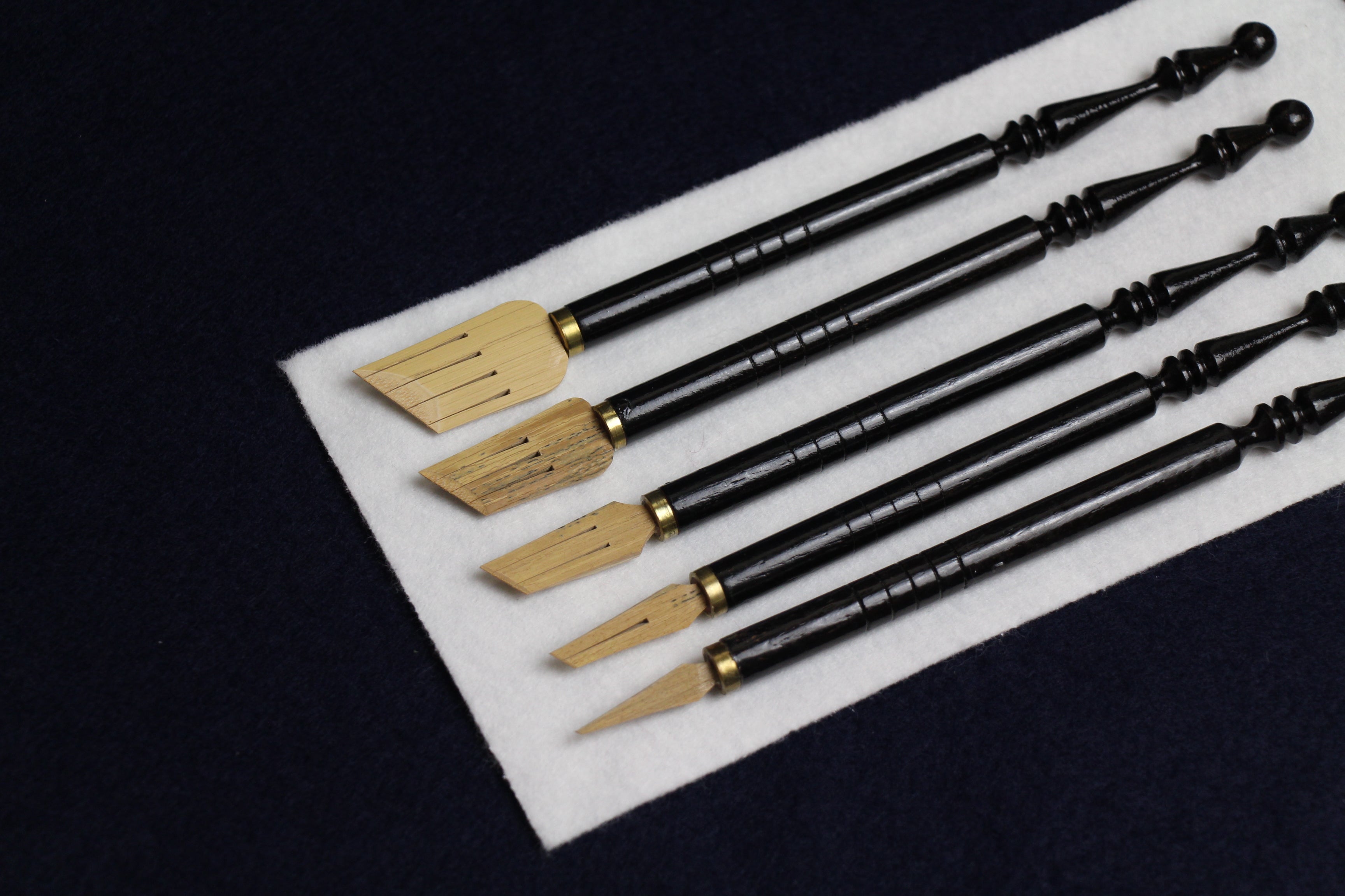 Jump set of 5 bamboo qalams for Arabic calligraphy: 1 - 20 mm