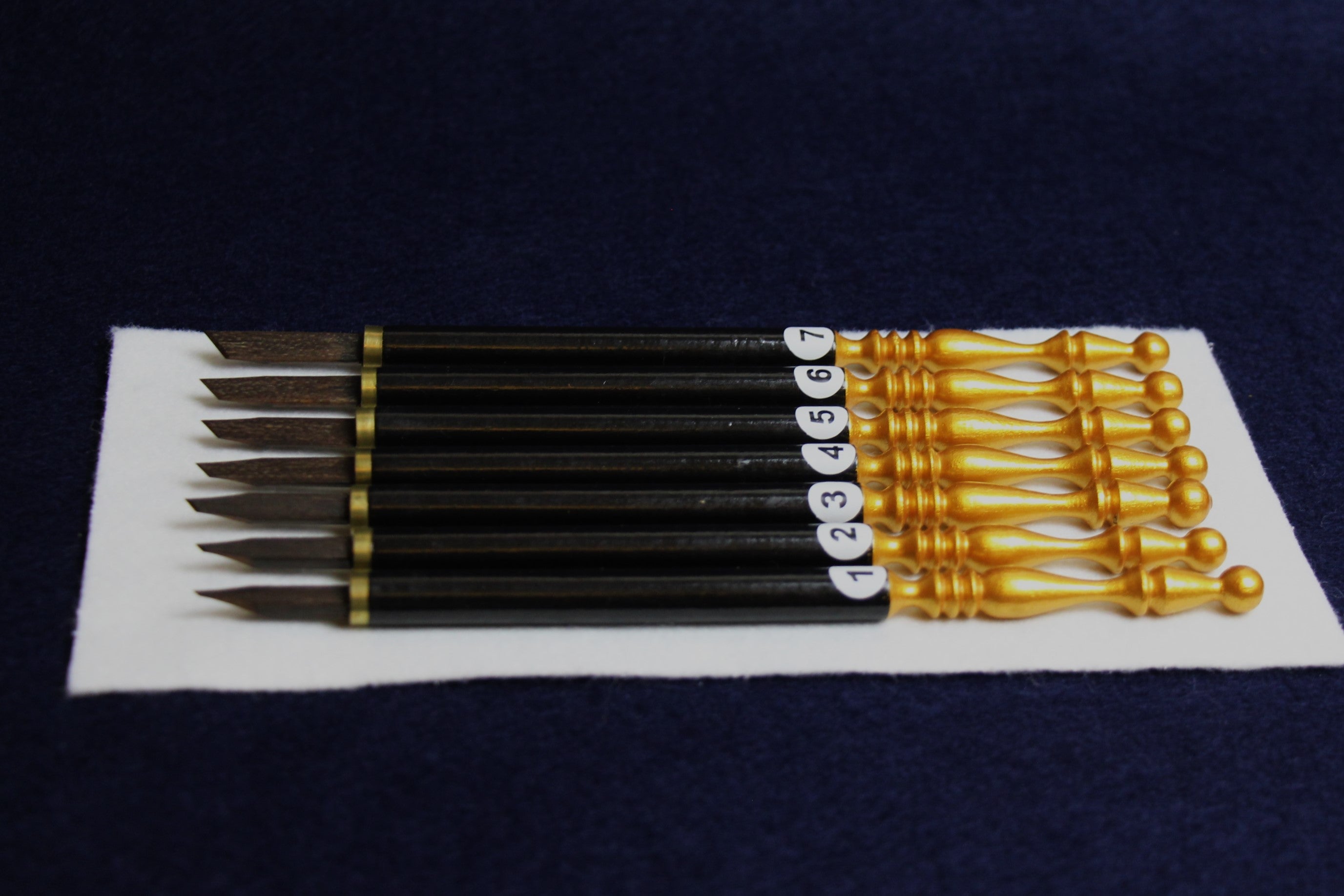 Set of 7 Javi qalam pens for Arabic calligraphy: 1 - 7 mm black and gold handle