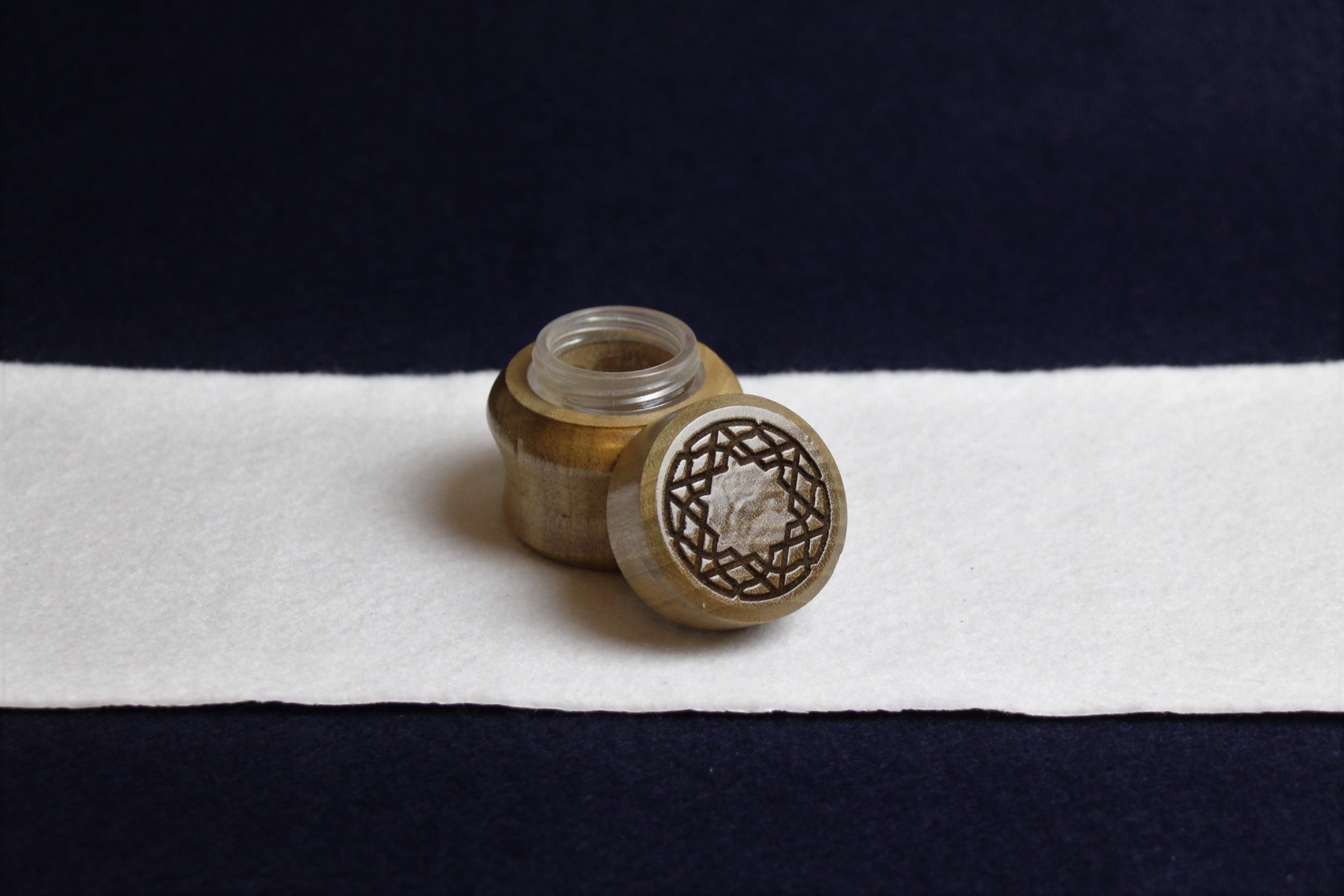 Small wooden inkwell with carved lid for Arabic calligraphy - various lid patterns