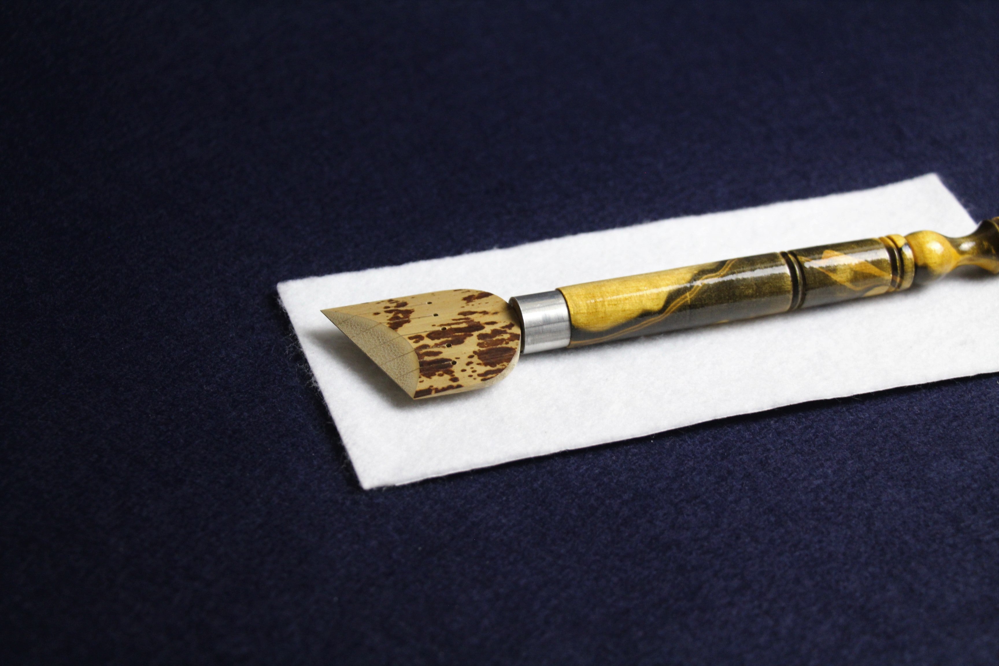 Wide bamboo qalam pen for Arabic calligraphy: 41, 42, 43, 44, and 45 mm