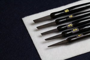 Set of 5 qalams for Arabic calligraphy with ebony nibs: 1 to 5 mm - black handle